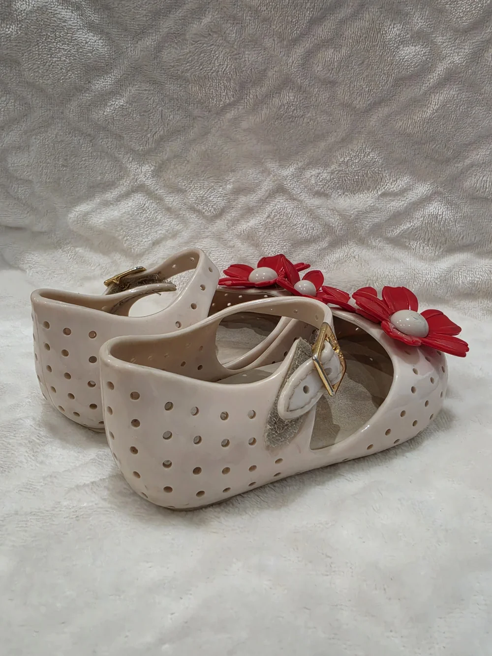 Mini Melissa Kids Sz 6 Toddler. Cream Jelly Sandals with Red Flower Accents.